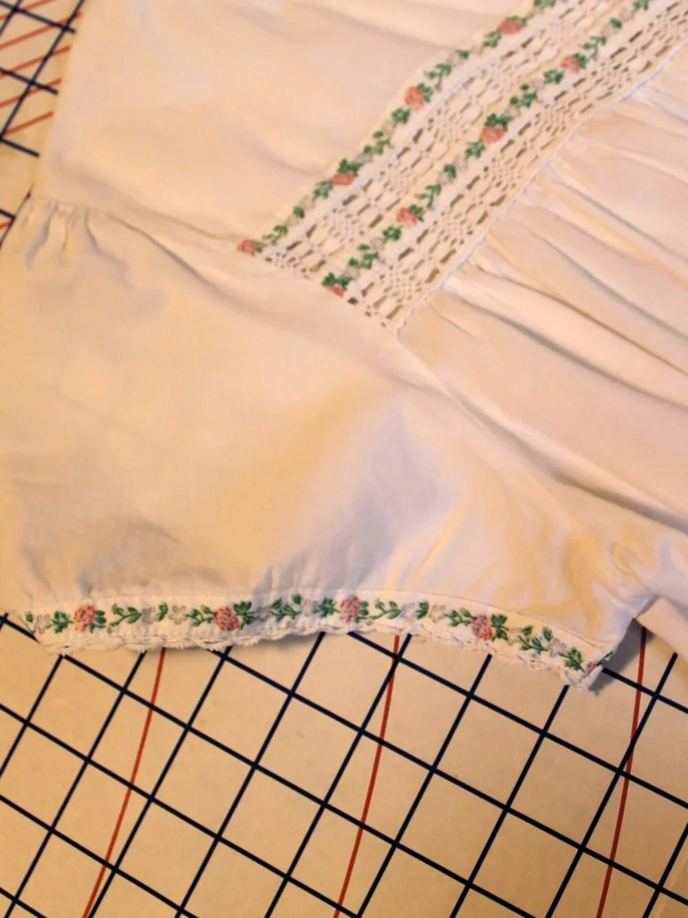 Erika Taylor Country Cottons White Maxi Nightgown Small